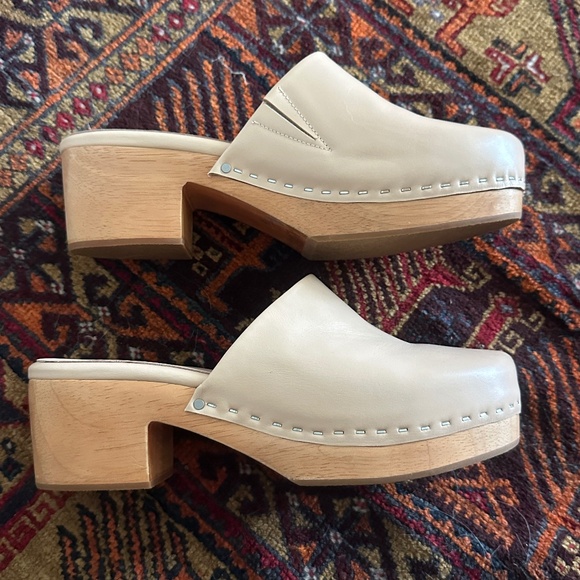 Charlotte Stone Martino Clog - Blush/Cream Size 9 - Picture 1 of 3